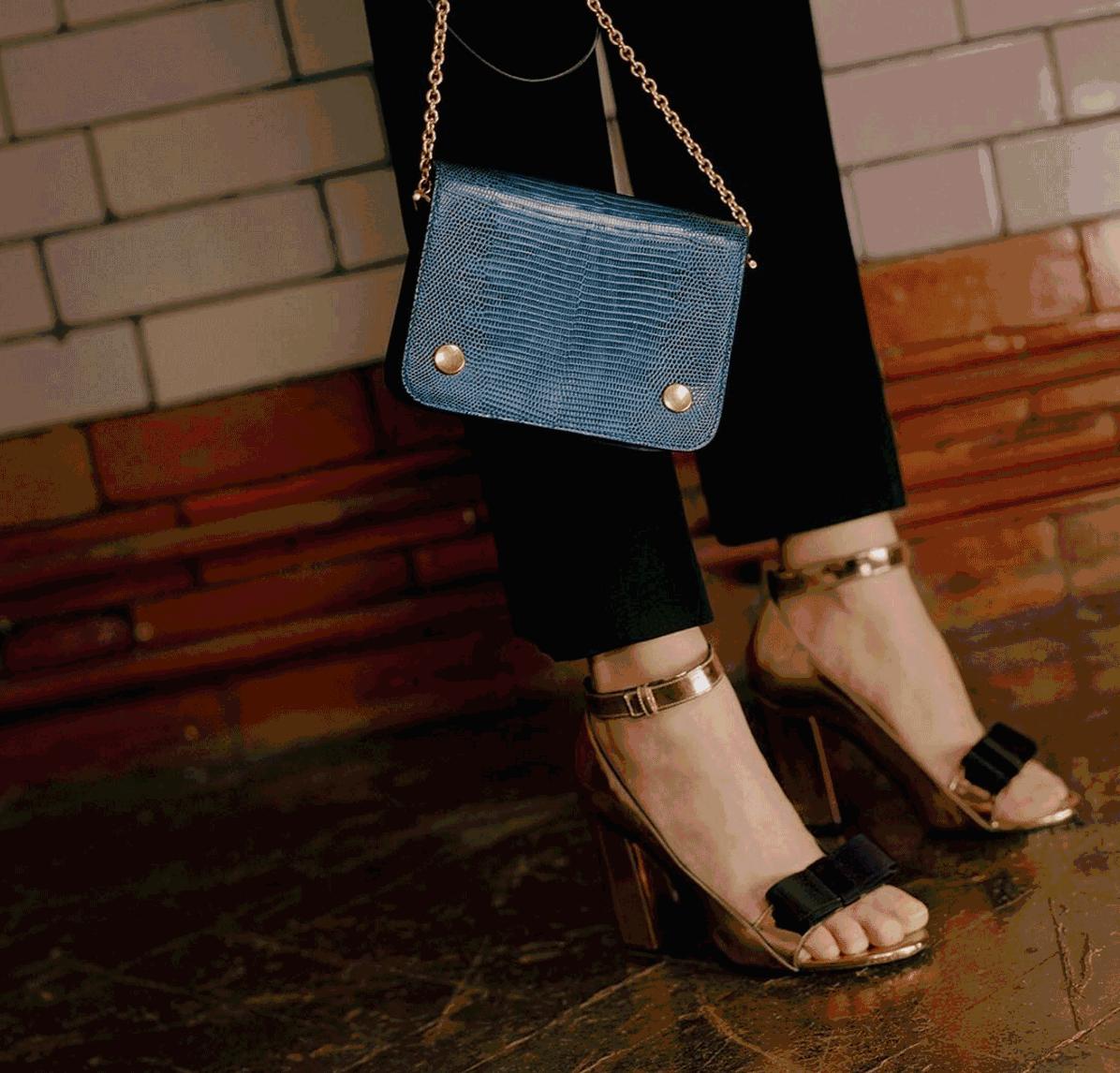 burberry经久不衰的单品,只有burberry才有英伦范