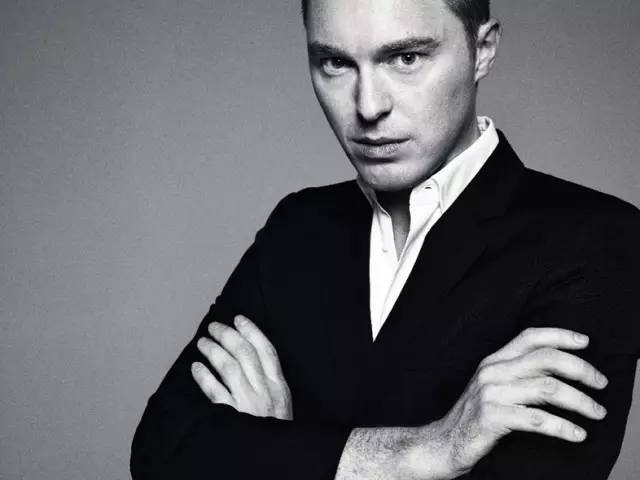 burberry经久不衰的单品,只有burberry才有英伦范