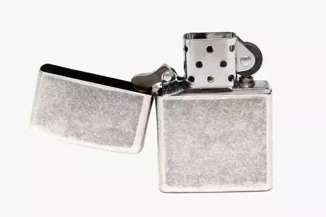 父亲节送这几件「火热单品」给爸爸,让他和你一样潮!