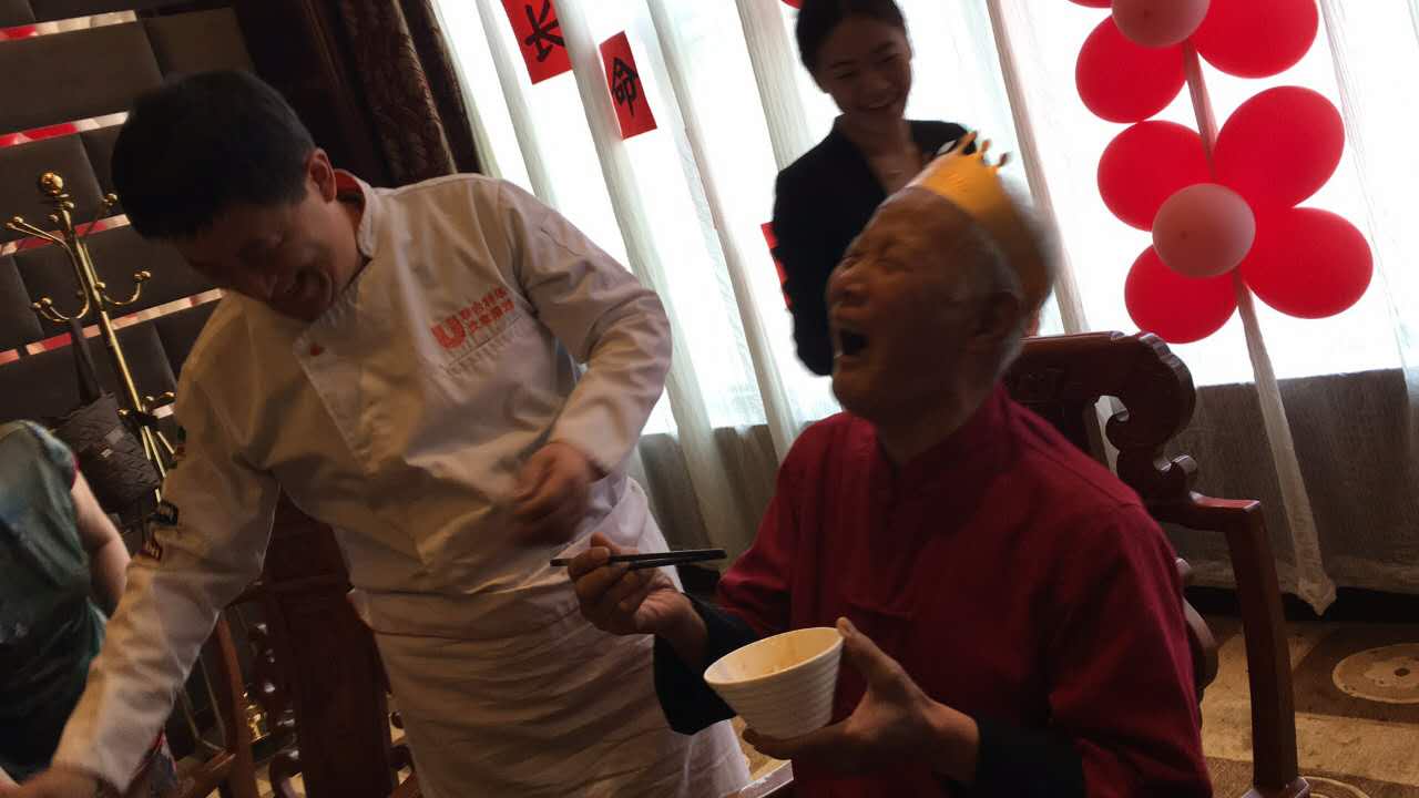 把爱与温暖留给家人,把挚爱留给亲人