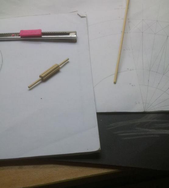 竹签摩天轮手工制作大全图解教程,怎么用竹签和纸做一个摩天轮