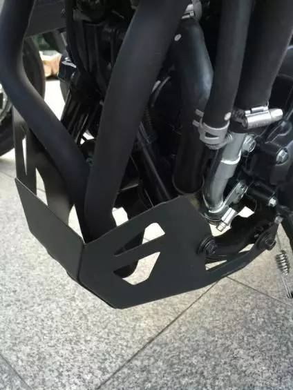 最新豪爵铃木dl250评测视频,18年的豪爵铃木dl250值得买吗