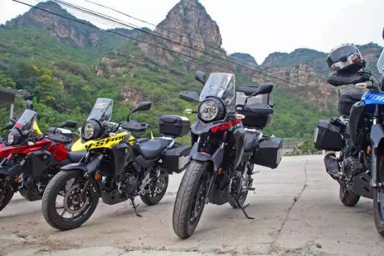 最新豪爵铃木dl250评测视频,18年的豪爵铃木dl250值得买吗