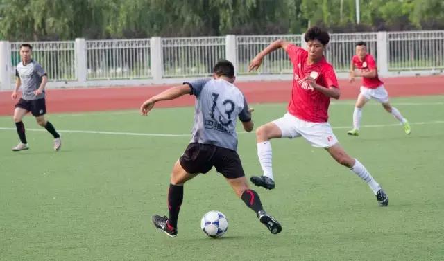 新乡娅咪娅主场大胜鹤壁市足球队，杨瑨单枪匹马直捣黄龙