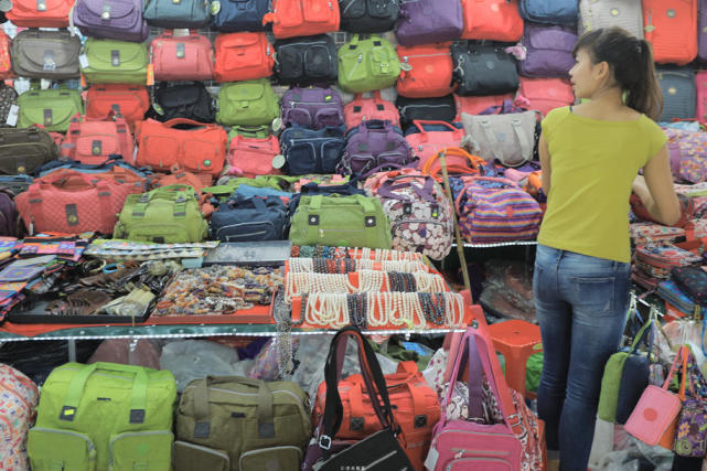 下龙湾小商品,去越南下龙湾必买东西是什么