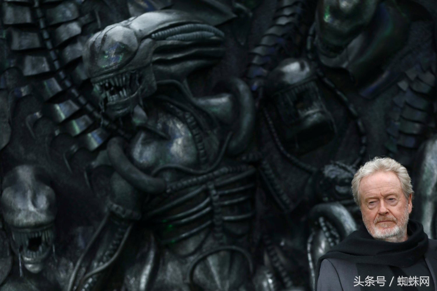 异形契约155分钟版多了些什么,异形契约删减部分解析