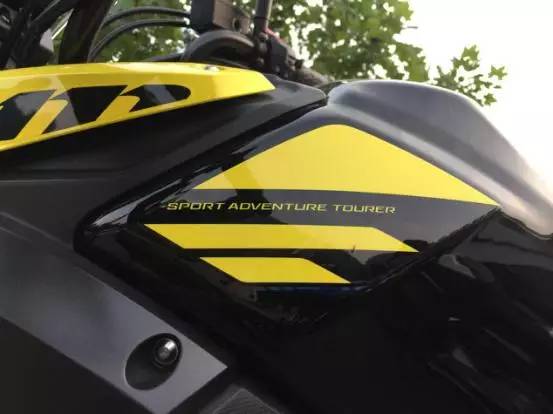 最新豪爵铃木dl250评测视频,18年的豪爵铃木dl250值得买吗