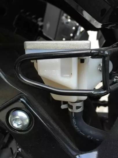 最新豪爵铃木dl250评测视频,18年的豪爵铃木dl250值得买吗