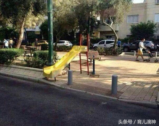 儿童游乐园超奇怪滑滑梯,儿童乐园旋转滑梯细节