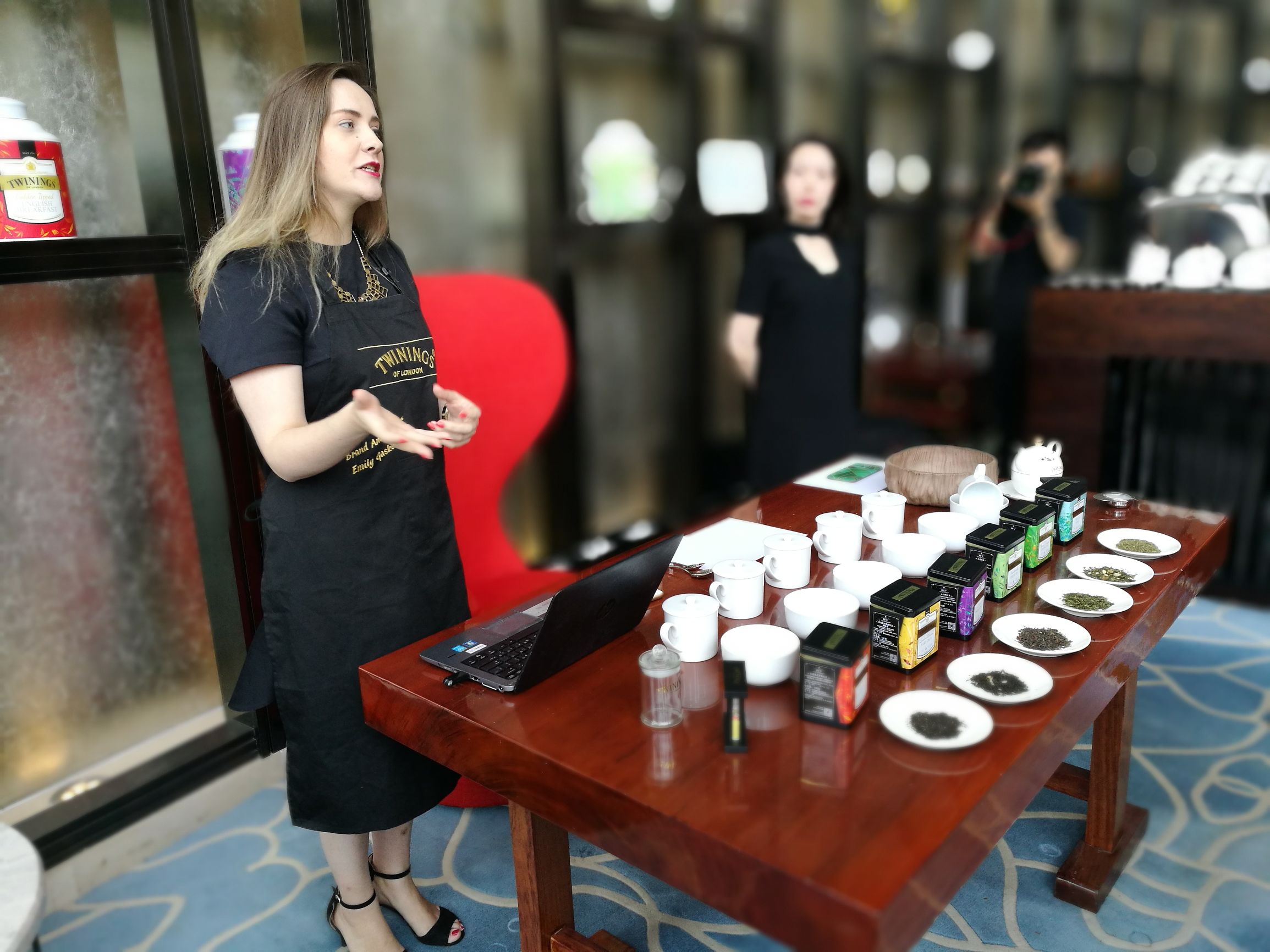 皇冠假日之韵堂吧,优雅精致之川宁茶