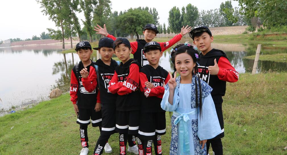 绔ユ槦鏉庨洩鑺鐚彨mv,鏉庨洩鑺墽缇婃洸