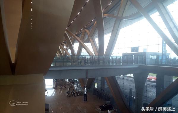 西双版纳在水一方泼水节,版纳哪里可以感受泼水