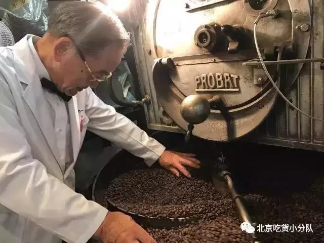 世道变了，咖啡馆光咖啡好喝是不够的