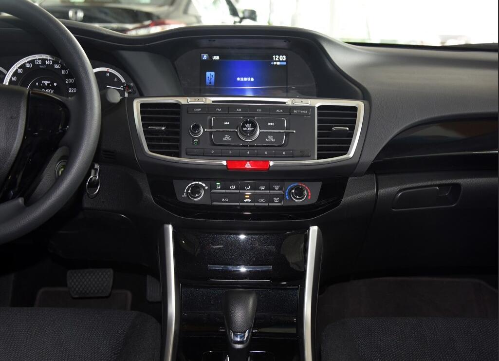 2016年雅阁2.0舒适版驾驶感受,2016款雅阁2.0舒适版功能介绍