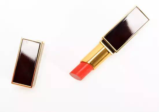 没有水红色口红，都不敢说今年时髦过！