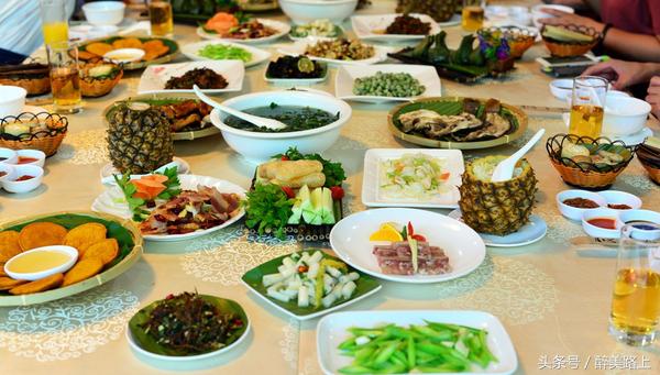 西双版纳在水一方泼水节,版纳哪里可以感受泼水