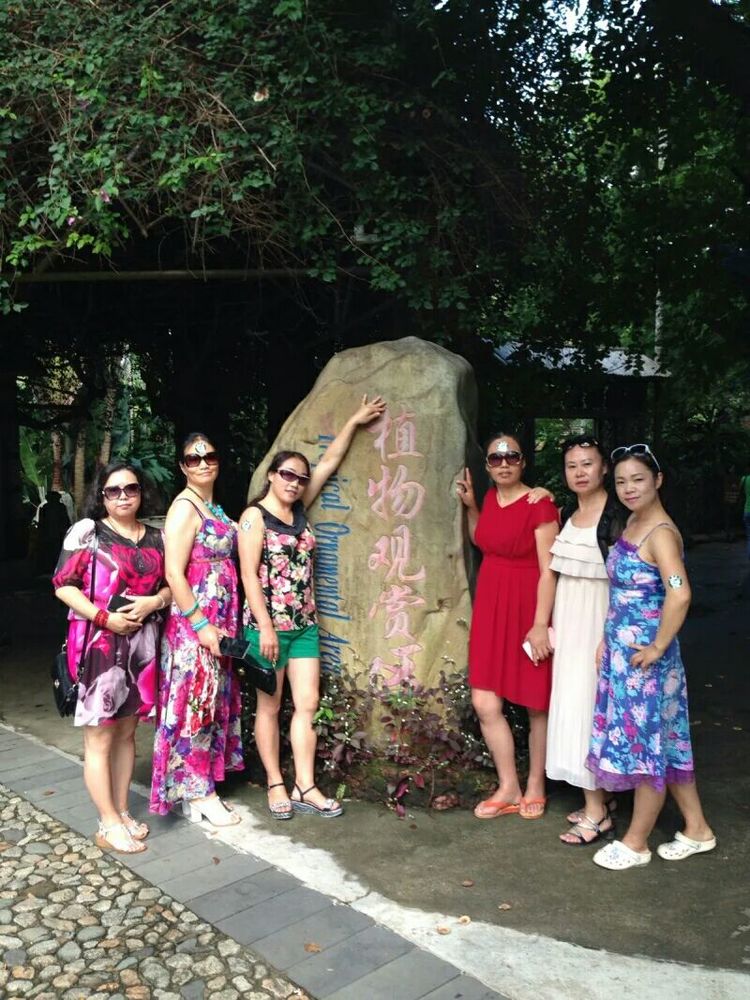 海南旅行三亚旅游攻略,海南三亚夫妻结伴旅行