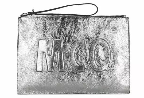 买奢侈品犒劳自己,买件礼物犒劳犒劳自己