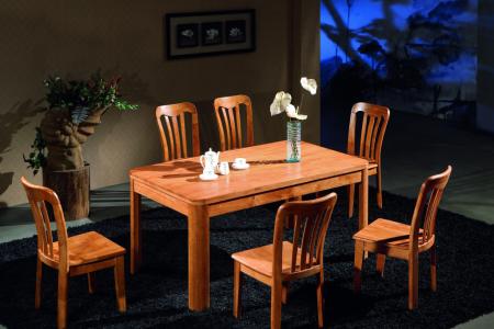 餐桌实木框架好还是金属框架好,岩板餐桌和实木餐桌哪个更实用