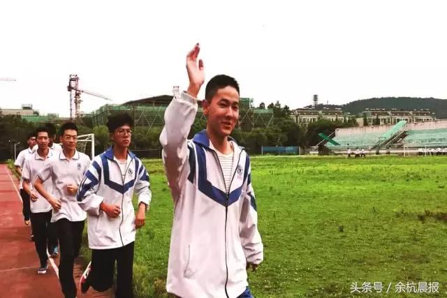 来不及道别就已永别,来不及告别青春已远逝