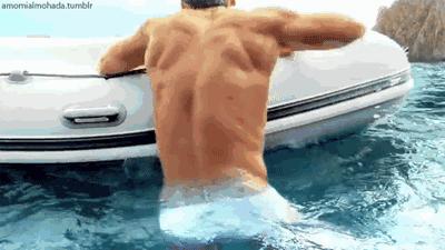 prada普拉达春夏时装周,prada普拉达2012秋冬男装走秀