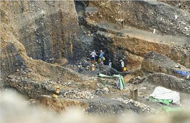 缅甸玉石交易税收 (缅甸玉石场口在缅甸哪里)