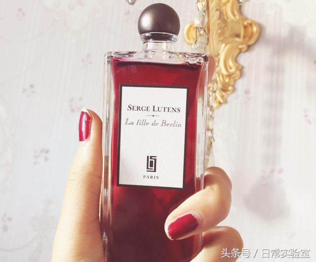 单身多年!老子终于靠这瓶香水把女神追到了手(评论送耳机)