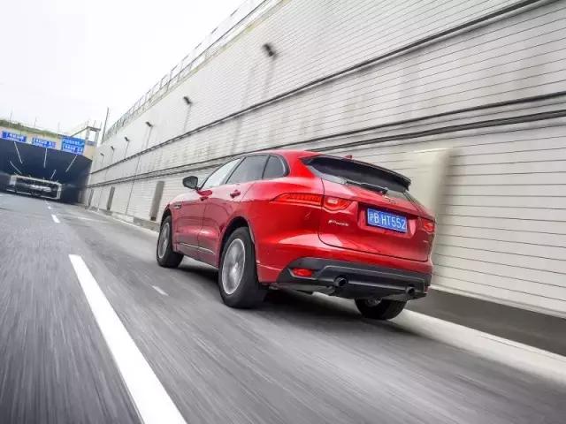 捷豹f-pace和路虎揽胜星脉x4怎么选,捷豹f-pace300sport和星脉v6