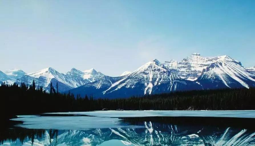 鹰潭有到喀什客运列车吗,鹰潭至喀什火车途经哪些站