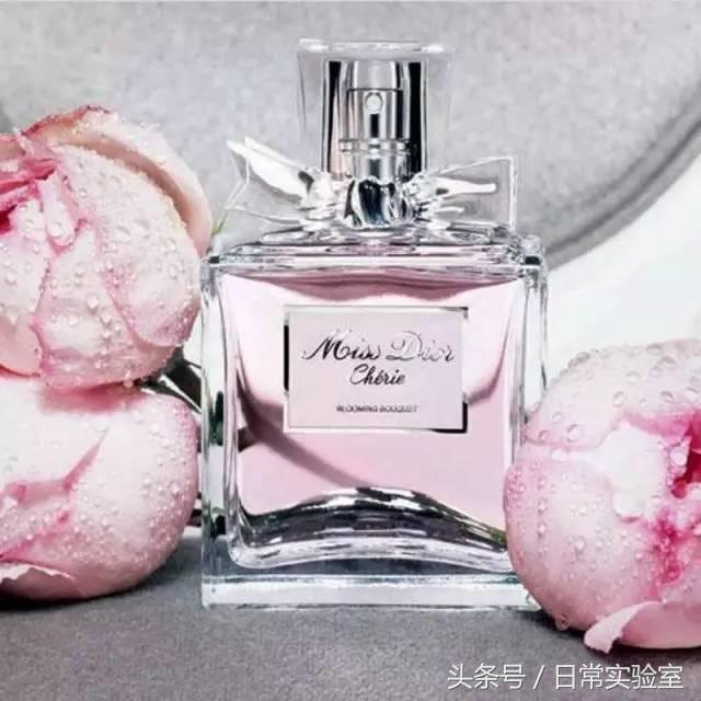 单身多年!老子终于靠这瓶香水把女神追到了手(评论送耳机)