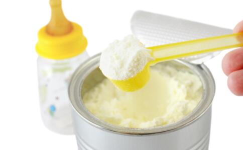 新生儿宝宝冲奶粉教程,新生儿冲奶粉的正确方法步骤