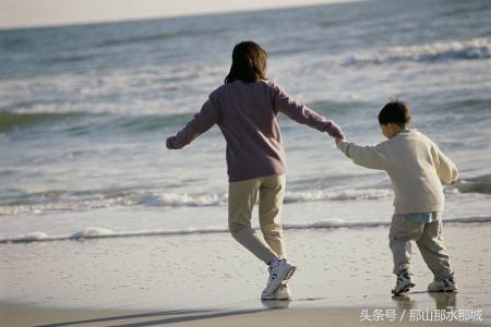 父母生病了折磨子女,当父母生病时子女应该怎么办