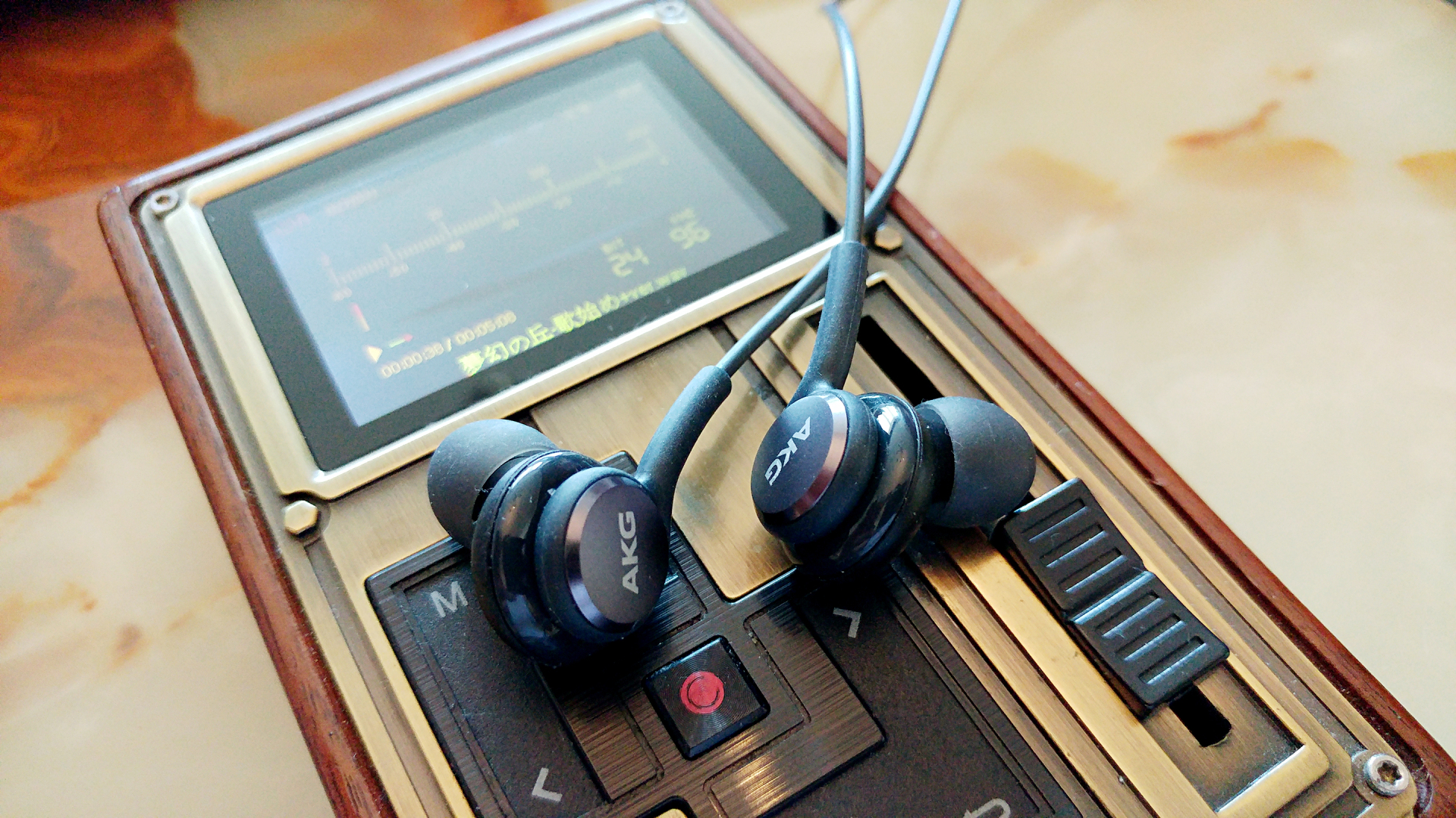 那记忆中如水晶般的清澈——三星S8原配AKG耳塞评测