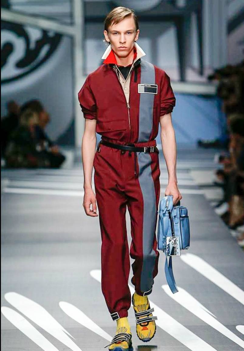 prada普拉达春夏时装周,prada普拉达2012秋冬男装走秀