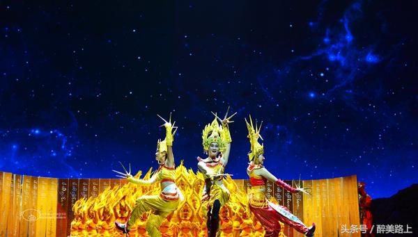 西双版纳在水一方泼水节,版纳哪里可以感受泼水