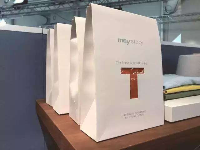 gq编辑实习生,gq编辑衣服