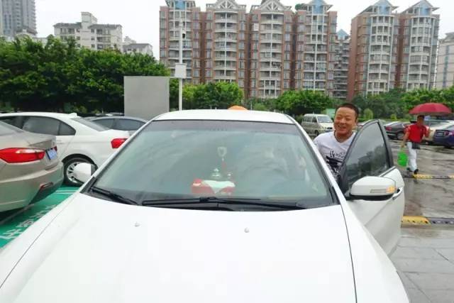 滴滴暖心服务,滴滴免费送医护