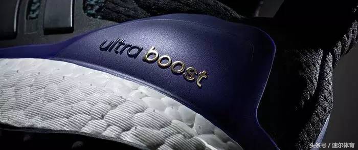 adidas阿迪达斯颜值鞋,阿迪达斯久站不累脚的鞋纯黑