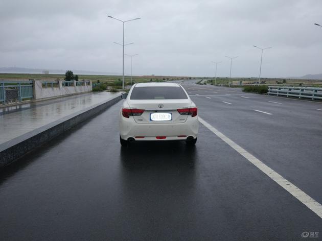 丰田锐志车主吐槽油耗太高,锐志车的评价