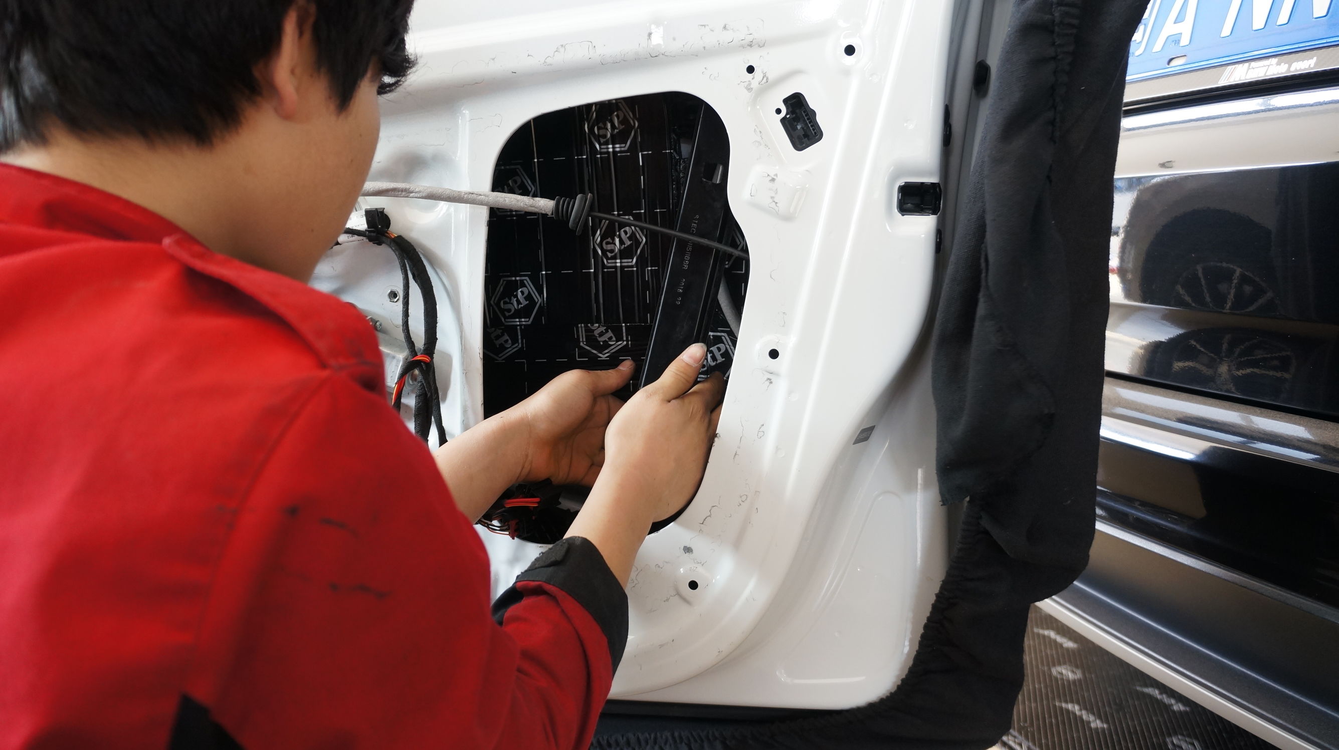 斯柯达明锐12款原车几个鸣笛喇叭,09款斯柯达明锐鸣笛喇叭自己更换