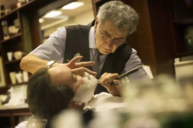 剃须美学,每一个清晨都是一次感悟人生与加冕仪式