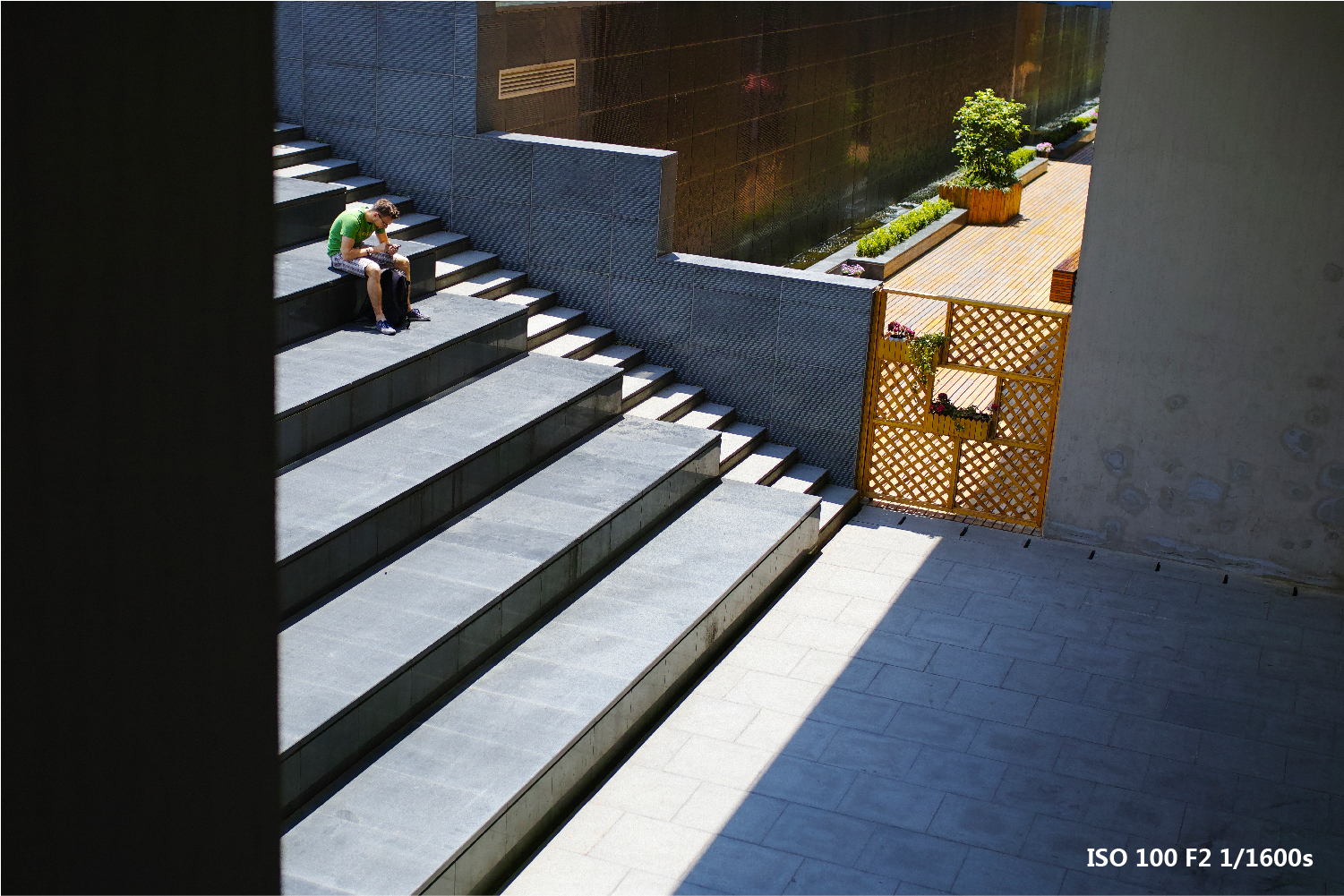 适马sdq与sdqh参数区别,适马sdqh画质怎么样