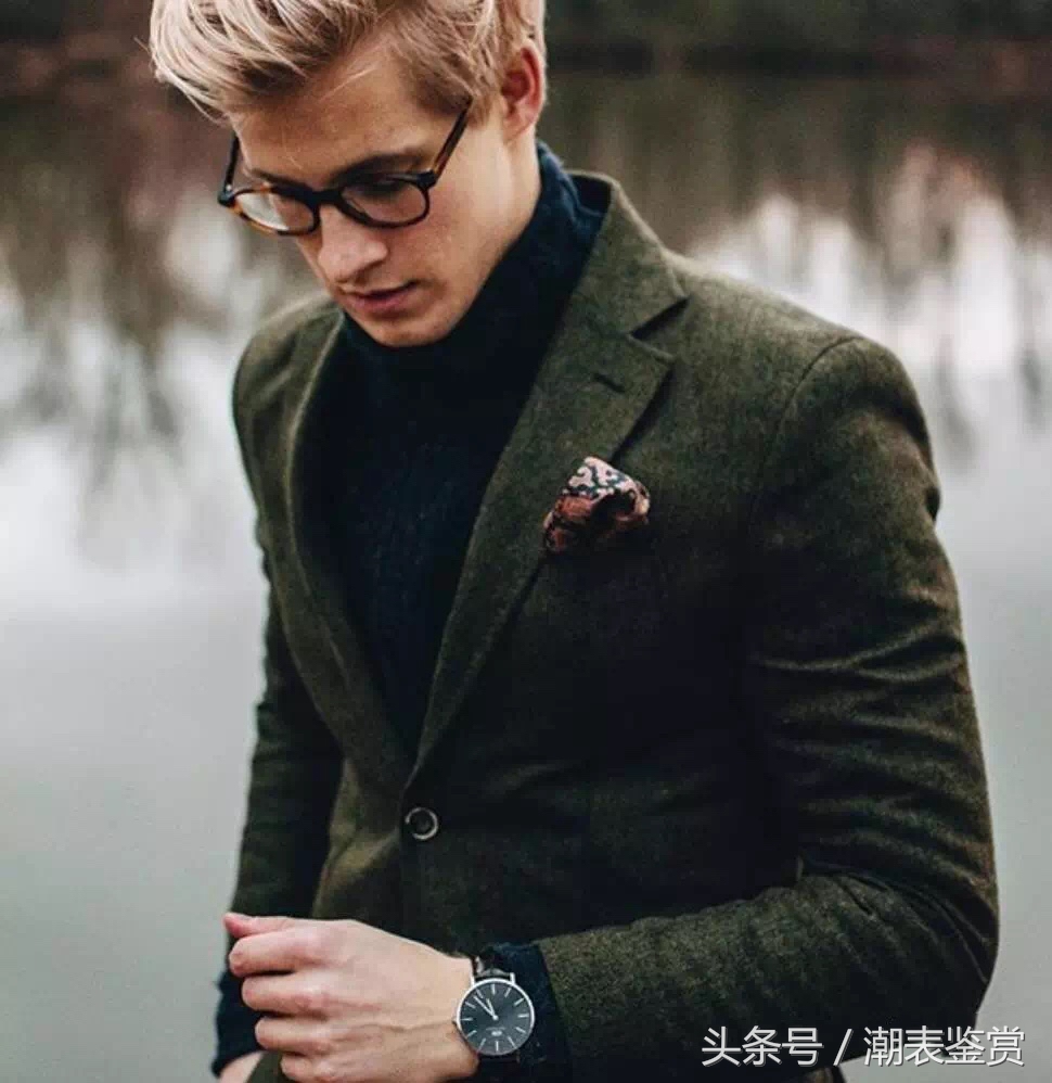 dw手表说明书第四页真假辨别,dw手表怎样验真假