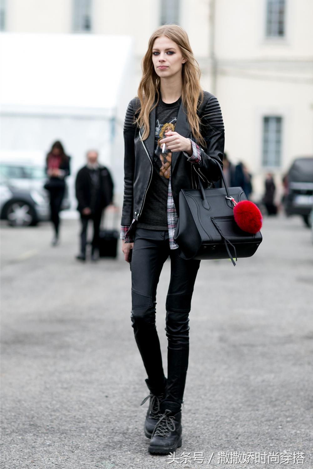 你说Celine“笑脸包”out了?绝对的No!