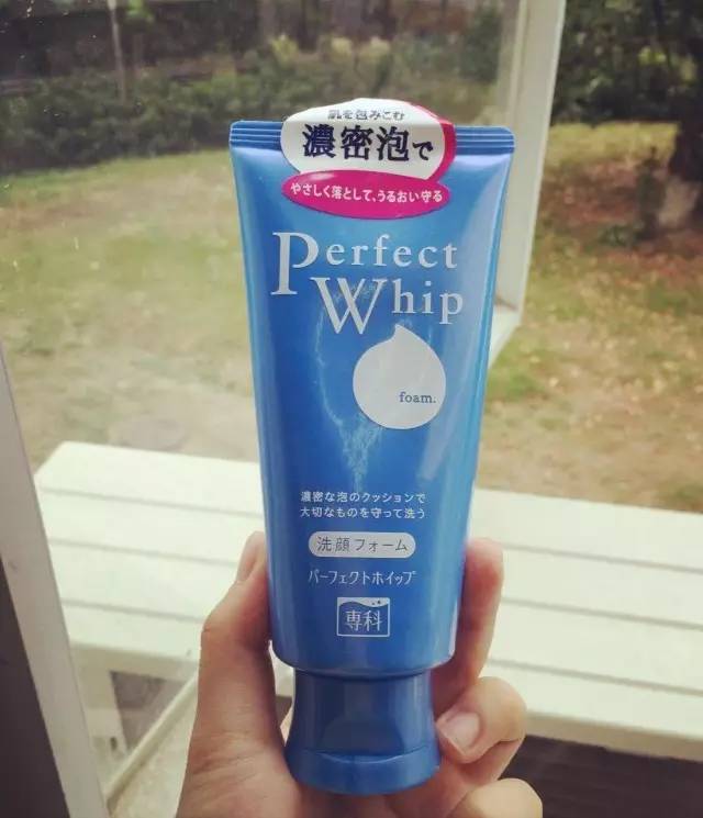 鼻子太脏黑头粉刺太多,男朋友鼻子黑头怎么去除