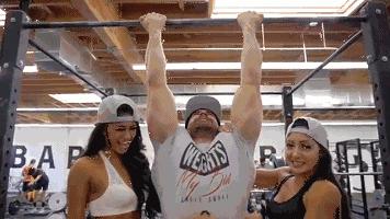 运动扭伤的关节疼适合再运动吗,一运动就脚崴怎么办