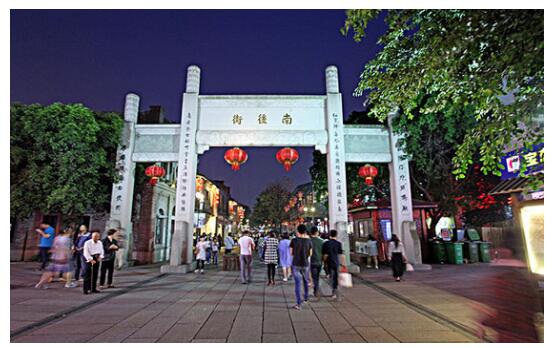 黑龙江公务员工资待遇和房价对比,公务员工资跟房地产有关吗