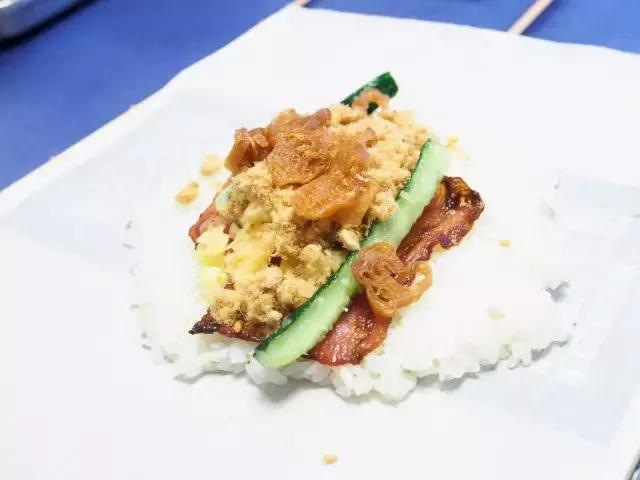 哟哟切克闹，我的饭团来一套！南京人吃完这个可以回味一天！