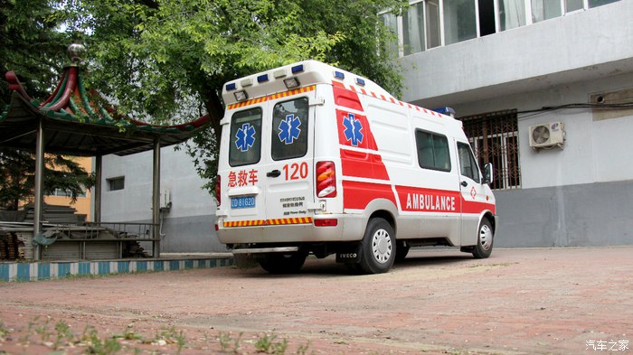 宝迪依维柯救护车,依维柯宝迪救护车