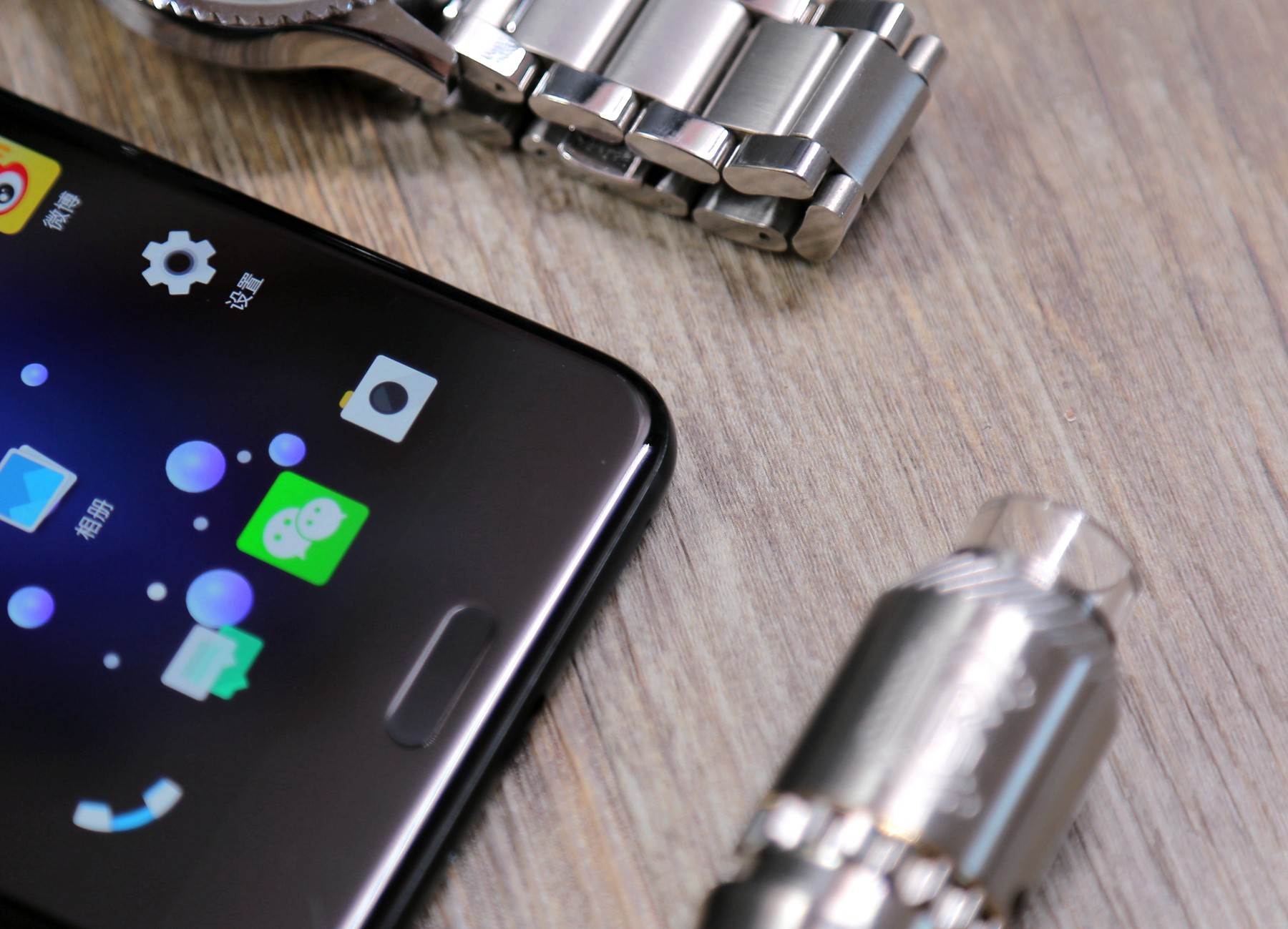 htcu11手机详细参数,htcu11手机测评